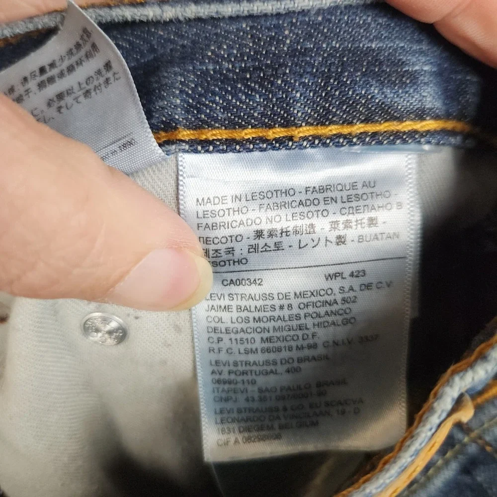 Levi's 559 Relaxed Straight Jeans Mens 36x34 Blue Mid Rise Distressed Denim